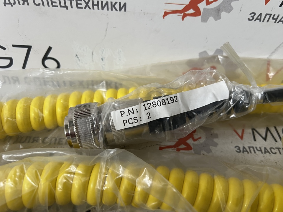 Кабель Volvo левый (04-02-02785) 12808192 Кабель Volvo левый (04-02-02785) 12808192
